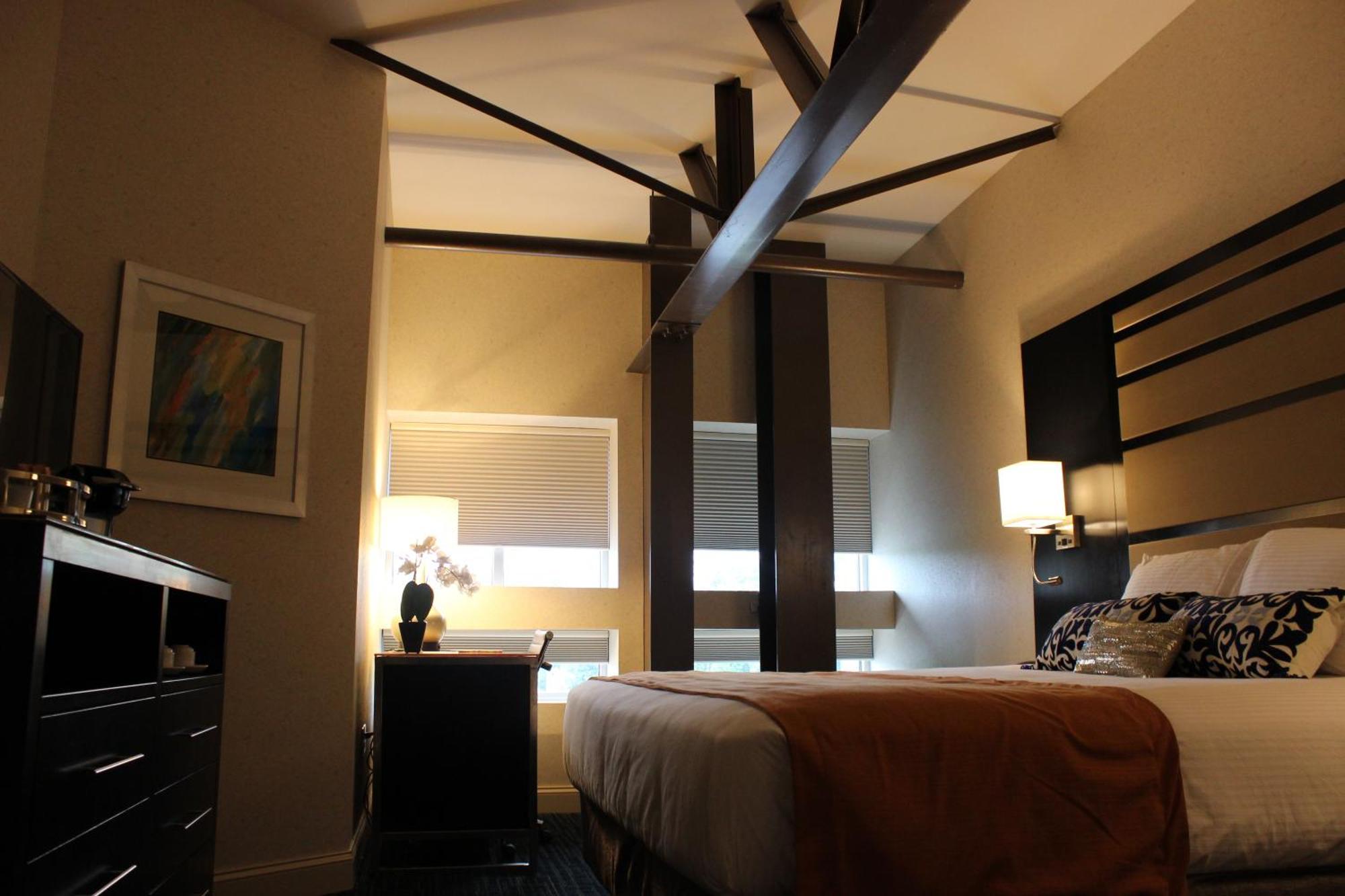 Warehouse Hotel At The Nook Manheim Room photo